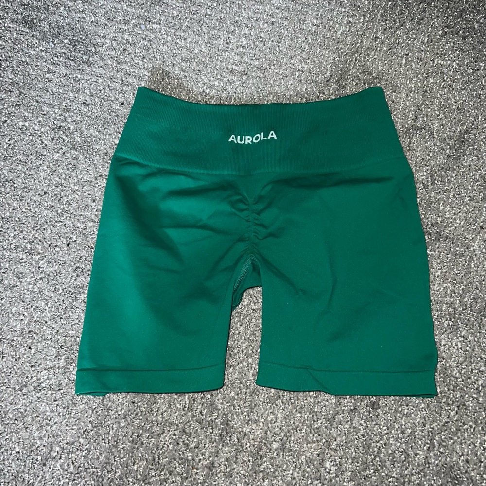 AUROLA Dream Collection biker shorts